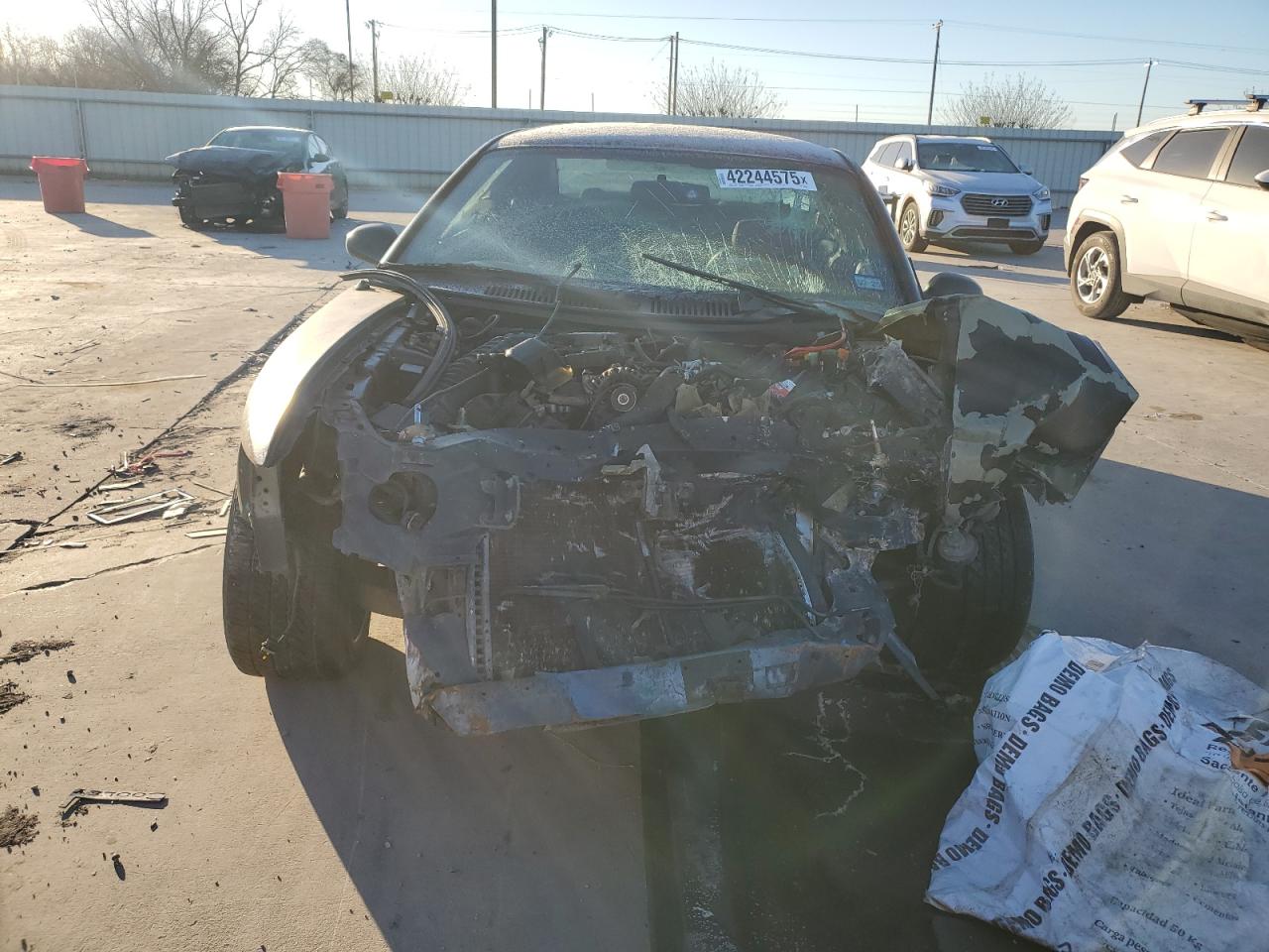 2001 Ford Mustang VIN 1FAFP42X91F126840 Copart auction photo, front end / top/roof damage thumbnail 5