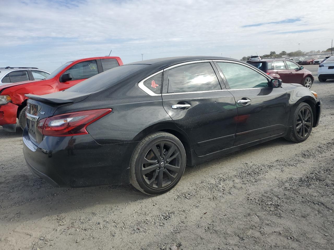 2017 Nissan Altima VIN 1N4AL3AP8HC244570 Copart auction photo, front end damage thumbnail 3