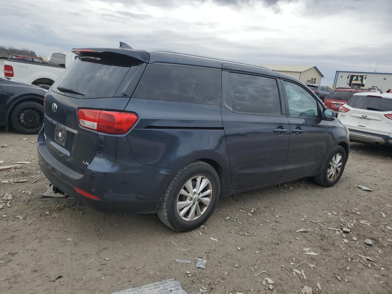 2015 KIA Sedona VIN KNDMB5C13F6020410 Copart auction photo, mechanical damage thumbnail 3