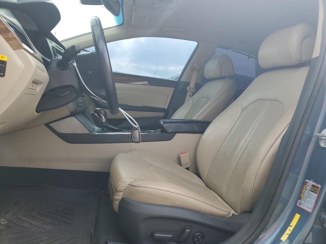 2015 Hyundai Sonata VIN 5NPE34AF4FH133783 Copart auction photo, minor dent/scratches damage thumbnail 7