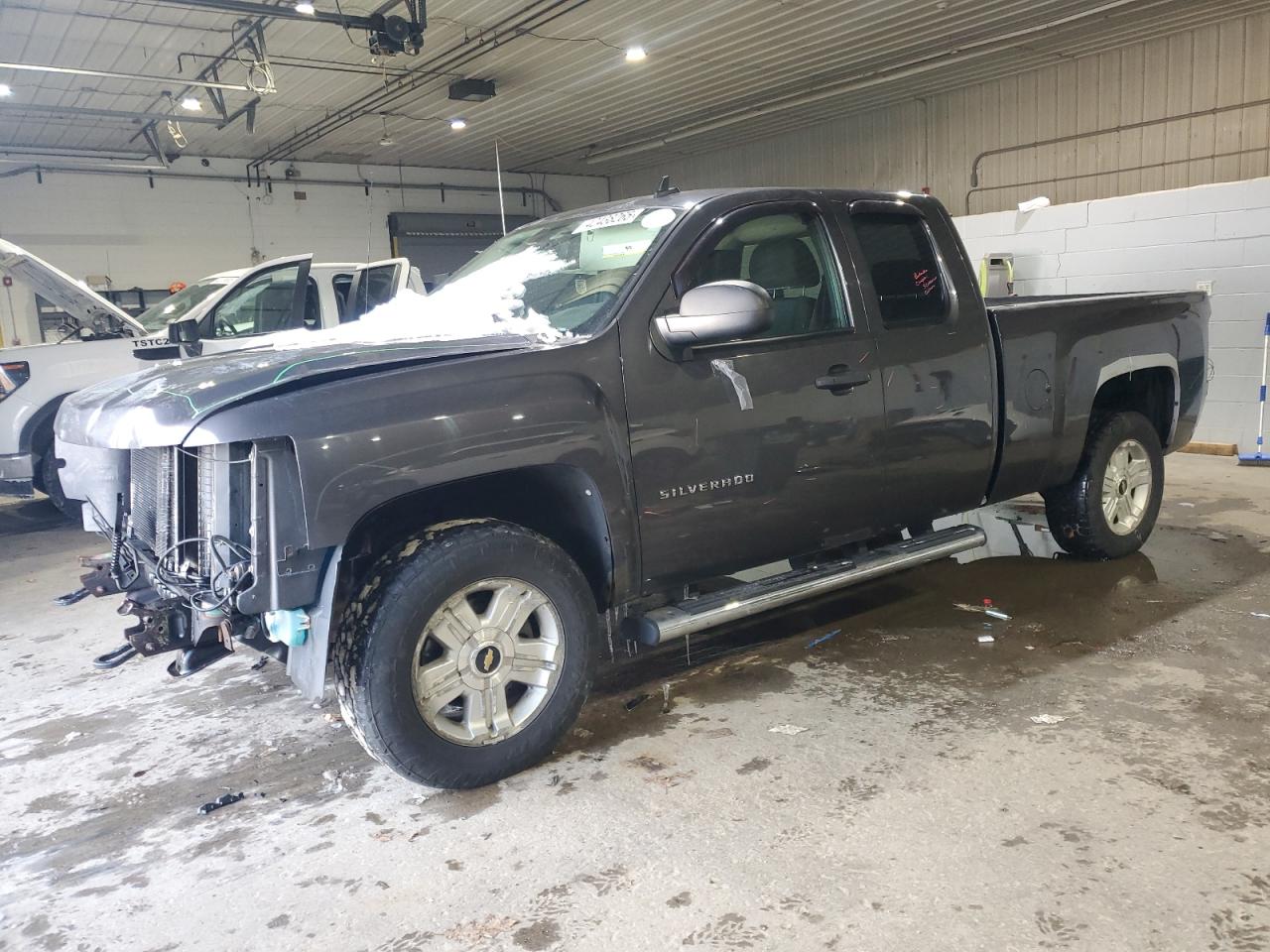 2011 Chevrolet Silverado VIN 1GCRKSE33BZ197499