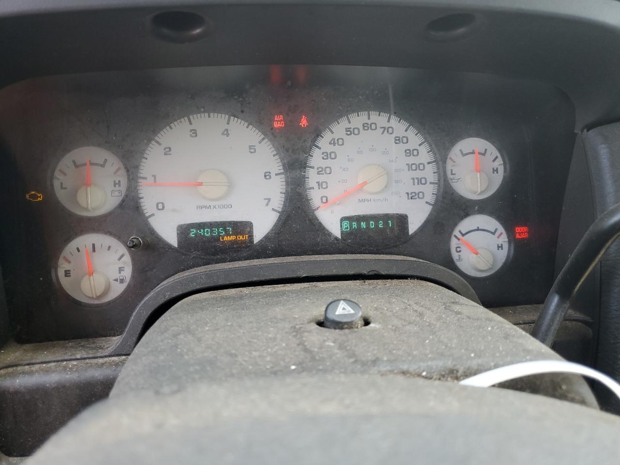 2005 Dodge RAM VIN 1D7HU18D25J619095 Copart auction photo, front end / rear end damage thumbnail 9