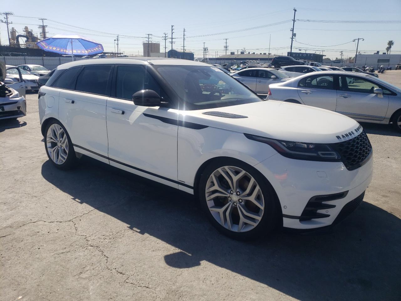2018 Land Rover Range Rover VIN SALYL2RV5JA751684 Copart auction photo, water/flood damage thumbnail 4