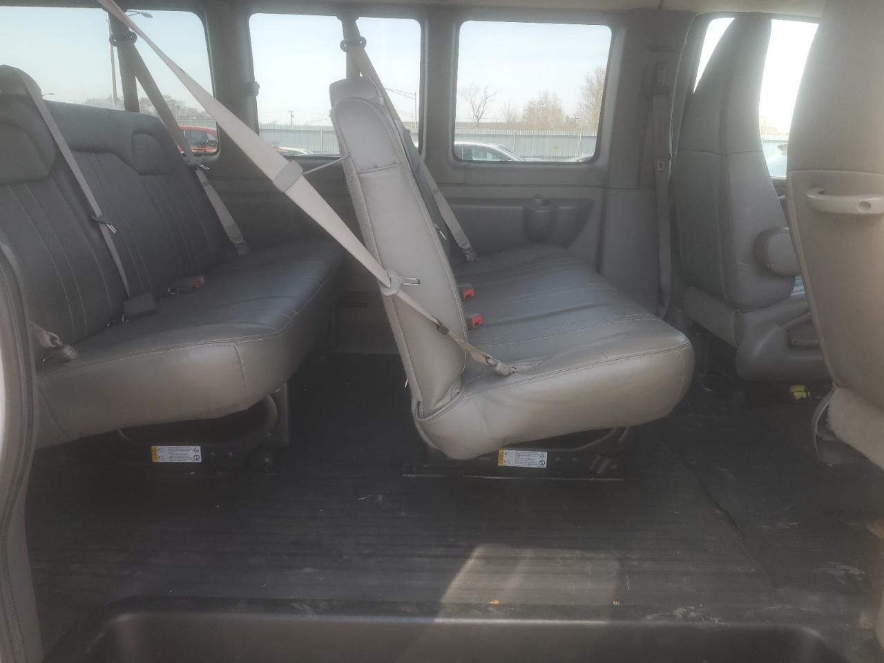 2016 GMC Savana VIN 1GJZ7NFG2G1132775 Copart auction photo, front end / side damage thumbnail 11