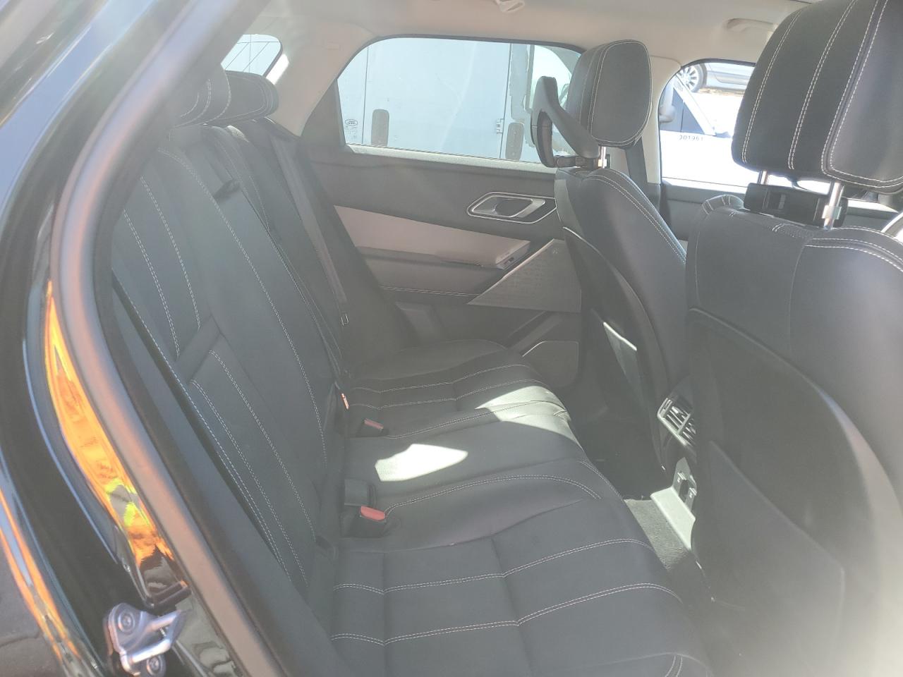 2018 Land Rover Range Rover VIN SALYB2RN9JA732719 Copart auction photo, front end damage thumbnail 11