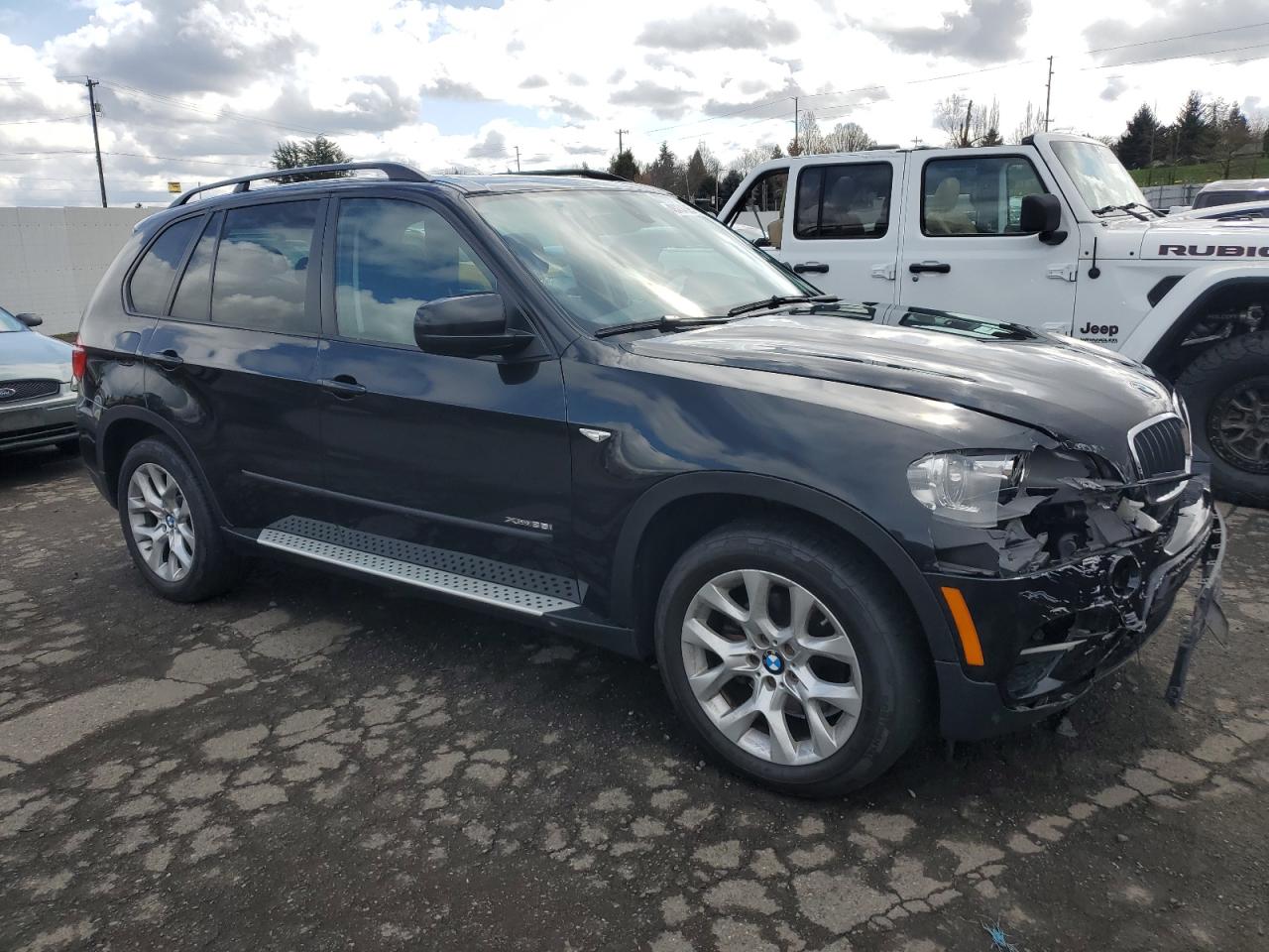 2013 BMW X5 VIN 5UXZV4C53D0B00219 Copart auction photo, front end damage thumbnail 4