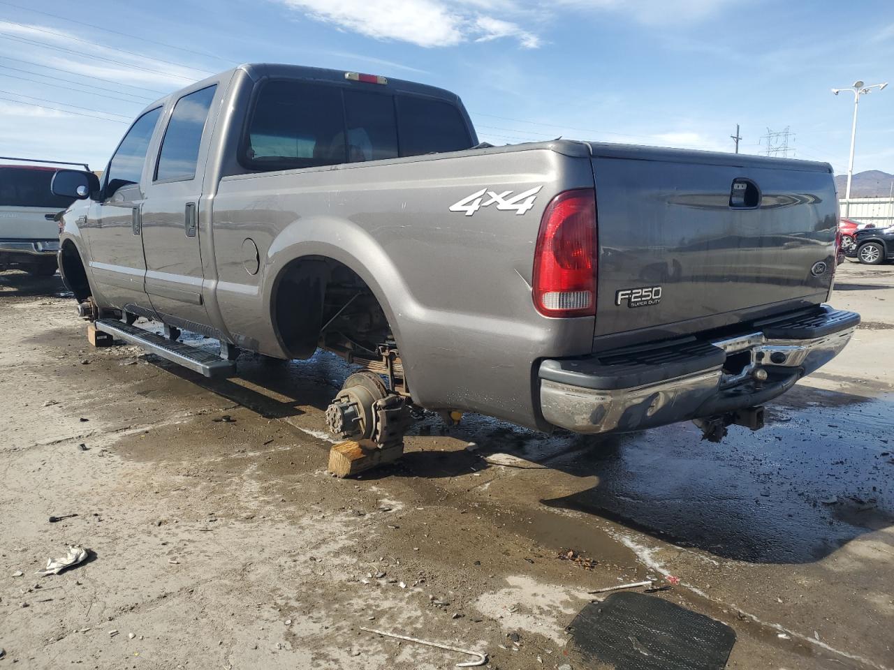 2002 Ford F250 VIN 1FTNW21L82EB21258 Copart auction photo, vandalism / hail damage thumbnail 2