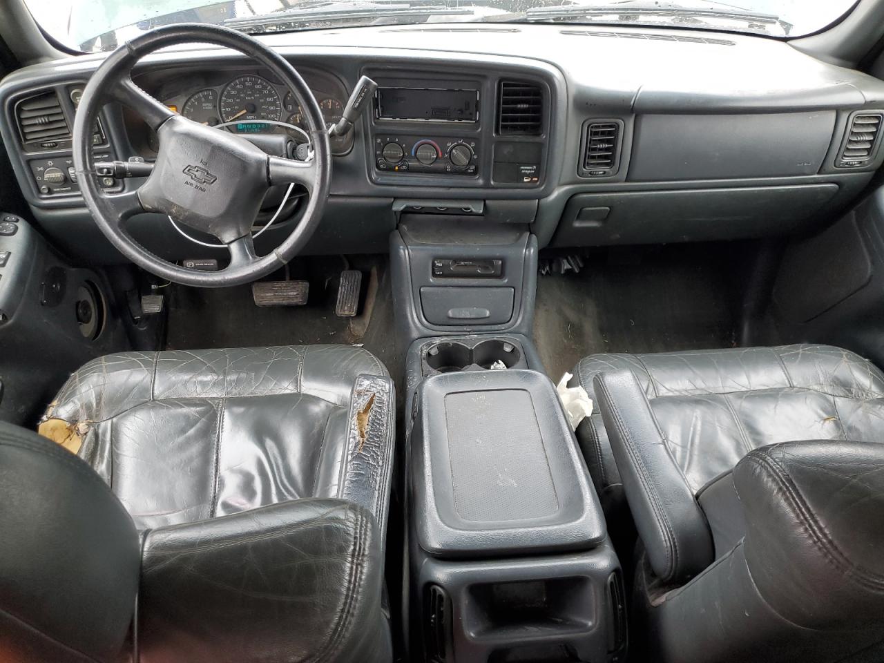 2002 Chevrolet Silverado VIN 2GCEK19T021102330 Copart auction photo, front end damage thumbnail 8
