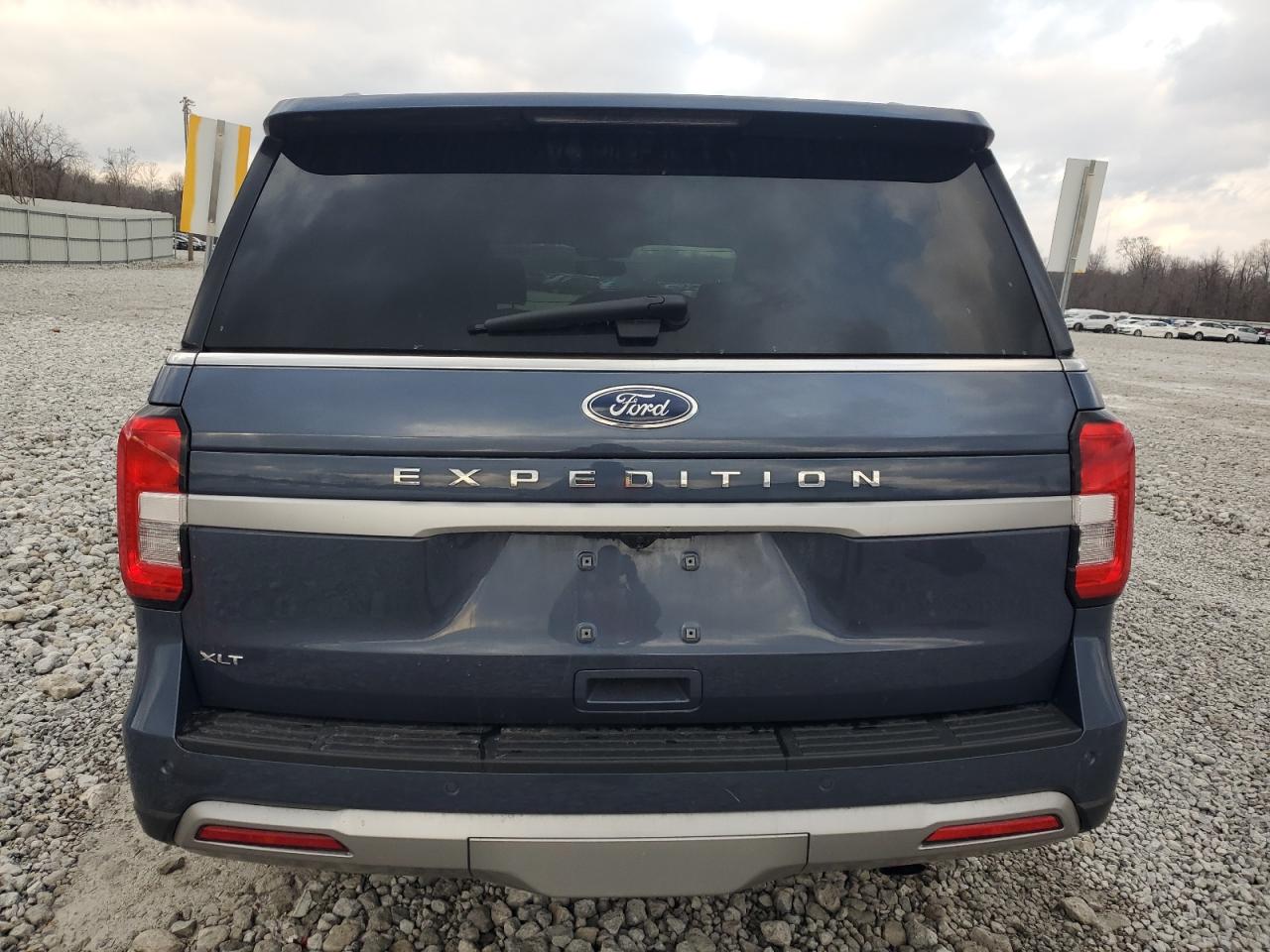 2022 Ford Expedition VIN 1FMJU1JT2NEA53876 Copart auction photo, front end / undercarriage damage thumbnail 6