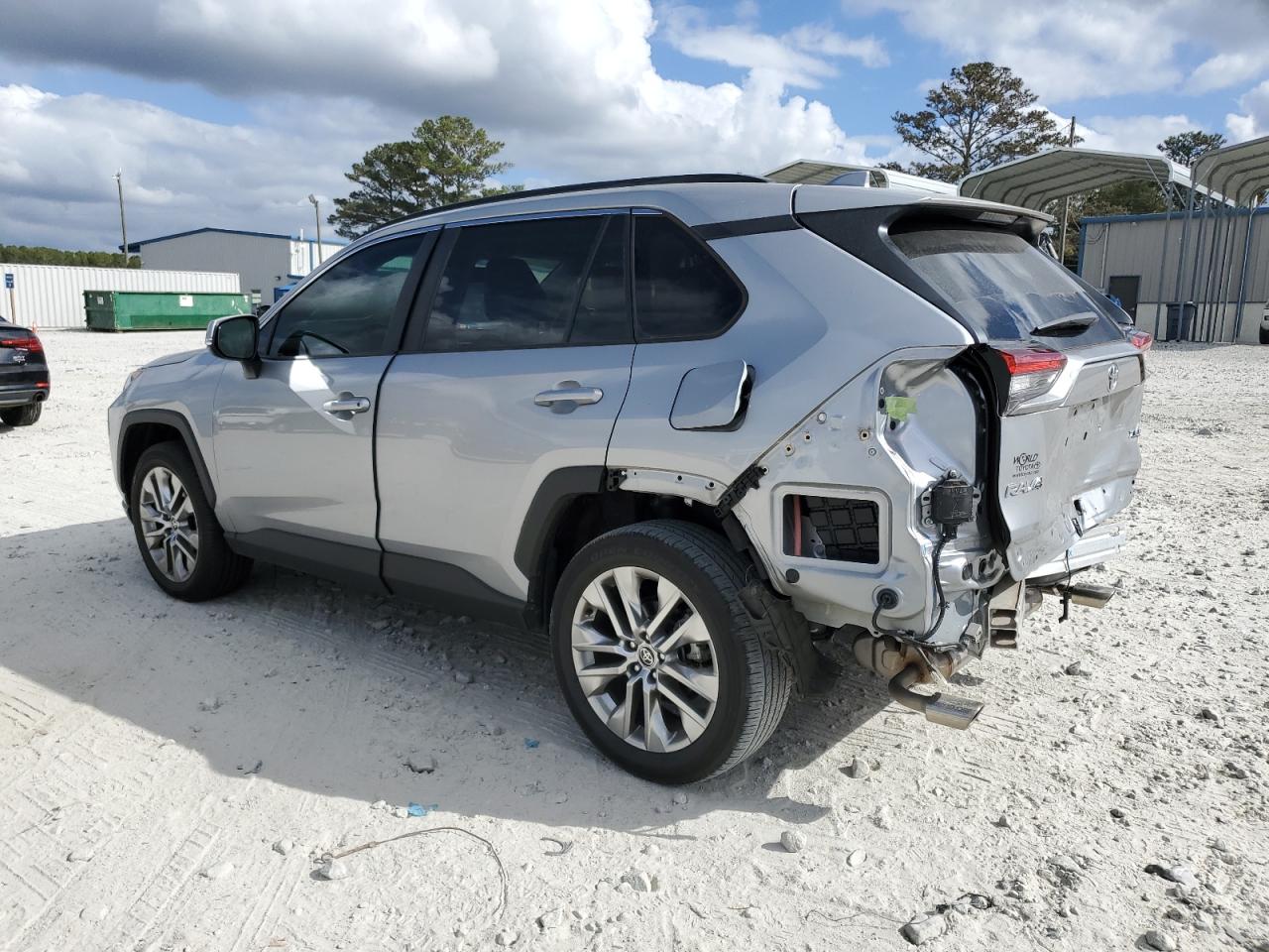 2021 Toyota RAV 4 VIN 2T3C1RFV2MW134317 Copart auction photo, rear end damage thumbnail 2