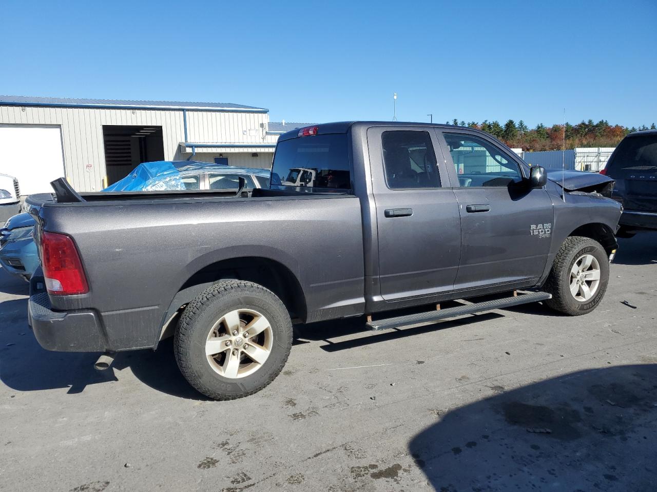 2019 RAM 1500 VIN 1C6RR7FG1KS589794 Copart auction photo, front end / mechanical damage thumbnail 3