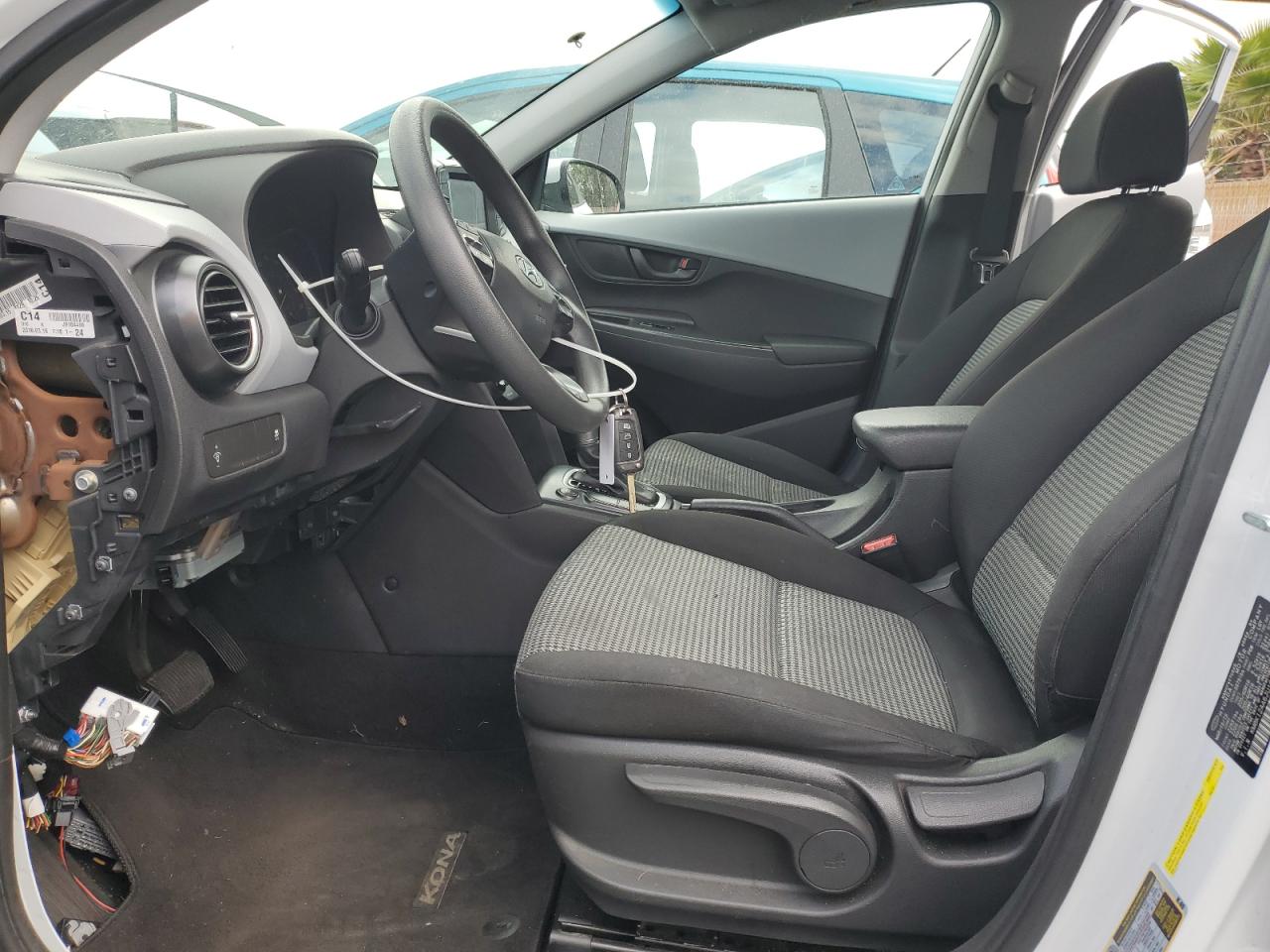 2018 Hyundai Kona VIN KM8K12AA6JU104460 Copart auction photo, vandalism damage thumbnail 7