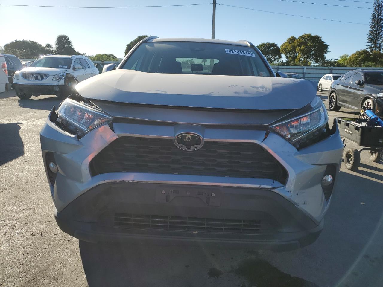 2019 Toyota RAV 4 VIN 2T3P1RFVXKC030447 Copart auction photo, front end damage thumbnail 5