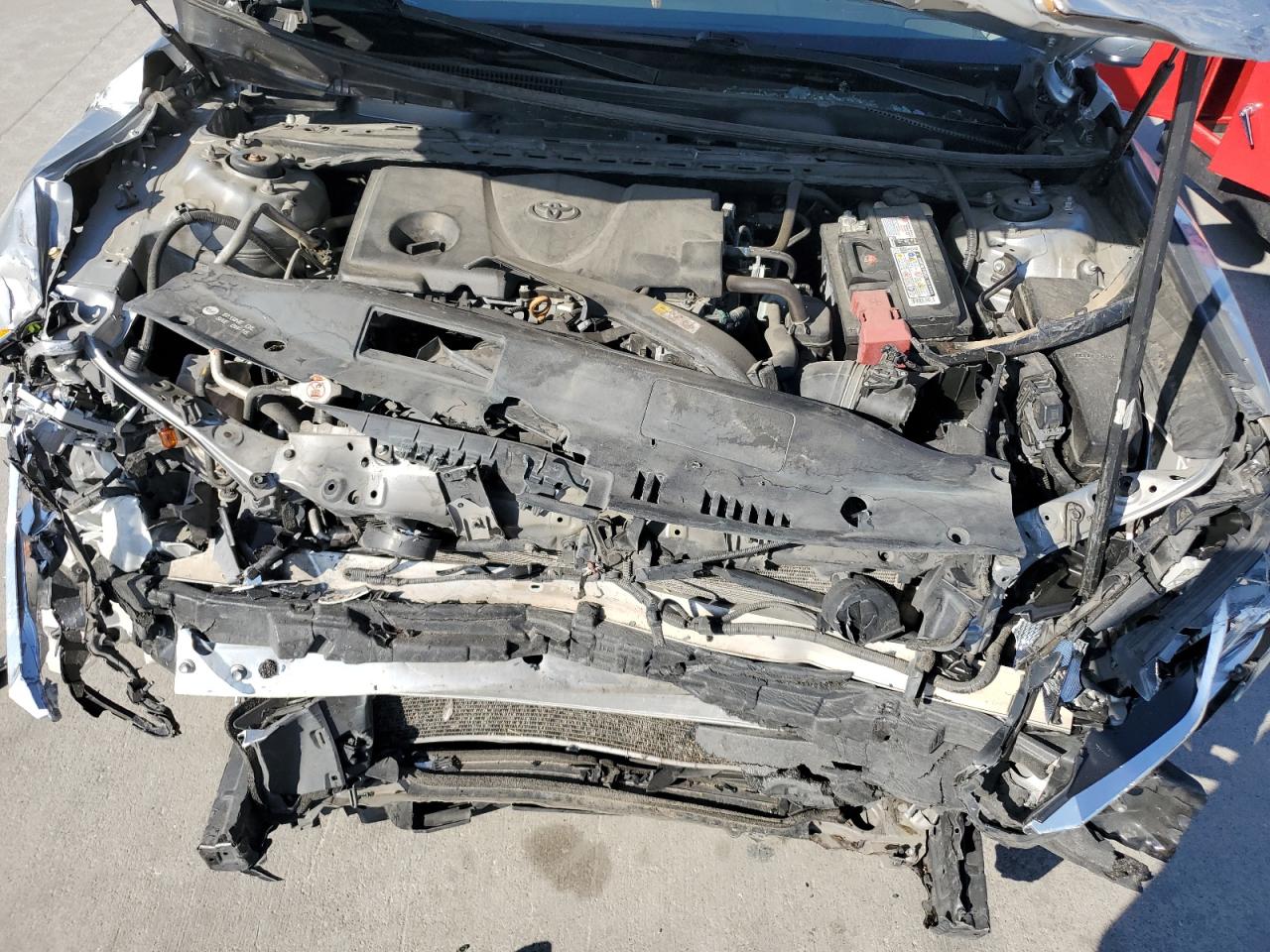 2018 Toyota Camry VIN 4T1B11HK6JU556336 Copart auction photo, front end damage thumbnail 11