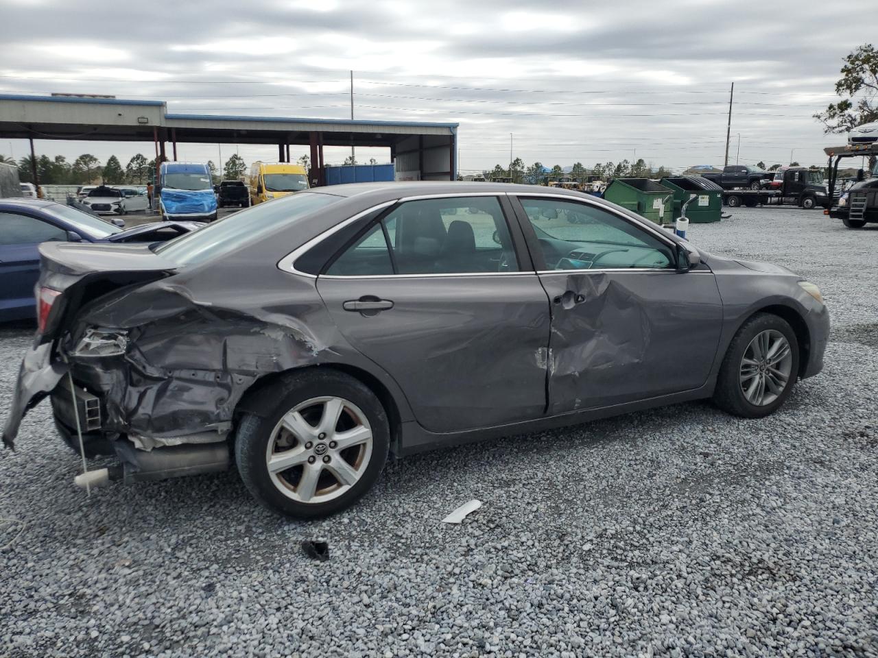 2015 Toyota Camry VIN 4T1BF1FK6FU075045 Copart auction photo, rear end / side damage thumbnail 3