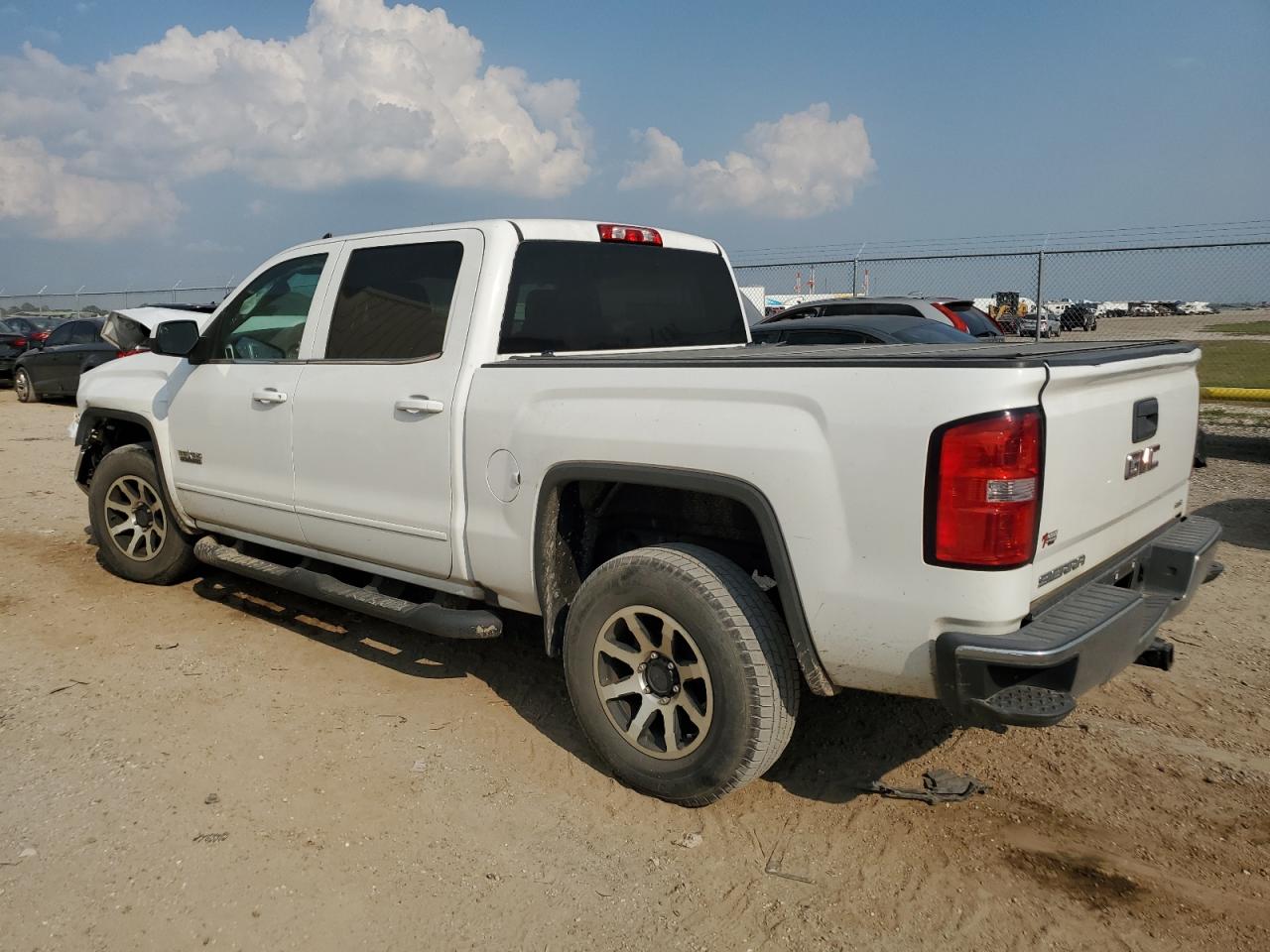 2017 GMC Sierra VIN 3GTP1MEC0HG228867 Copart auction photo, front end / minor dent/scratches damage thumbnail 2