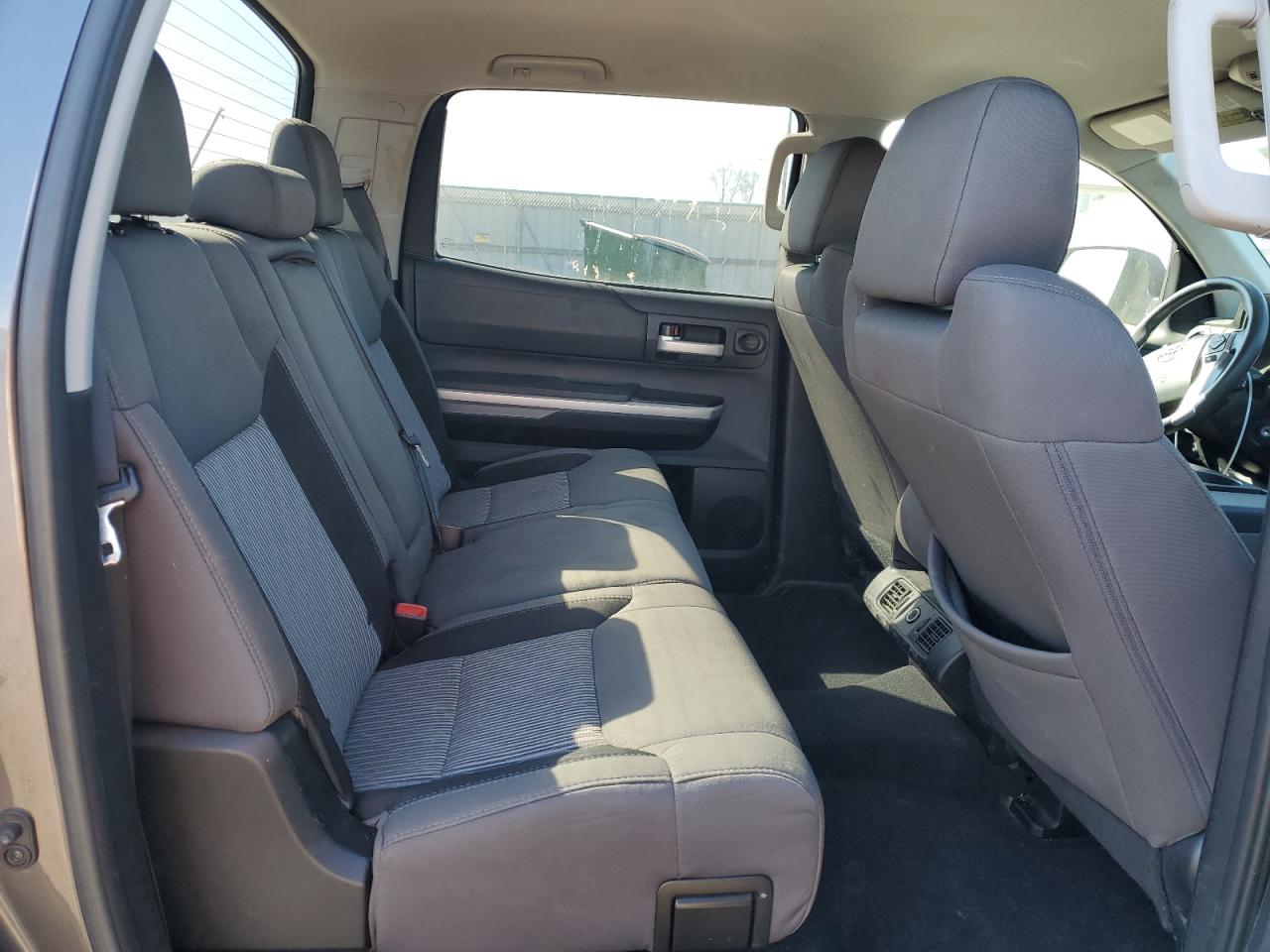 2015 Toyota Tundra VIN 5TFDW5F1XFX421561 Copart auction photo, front end / side damage thumbnail 10