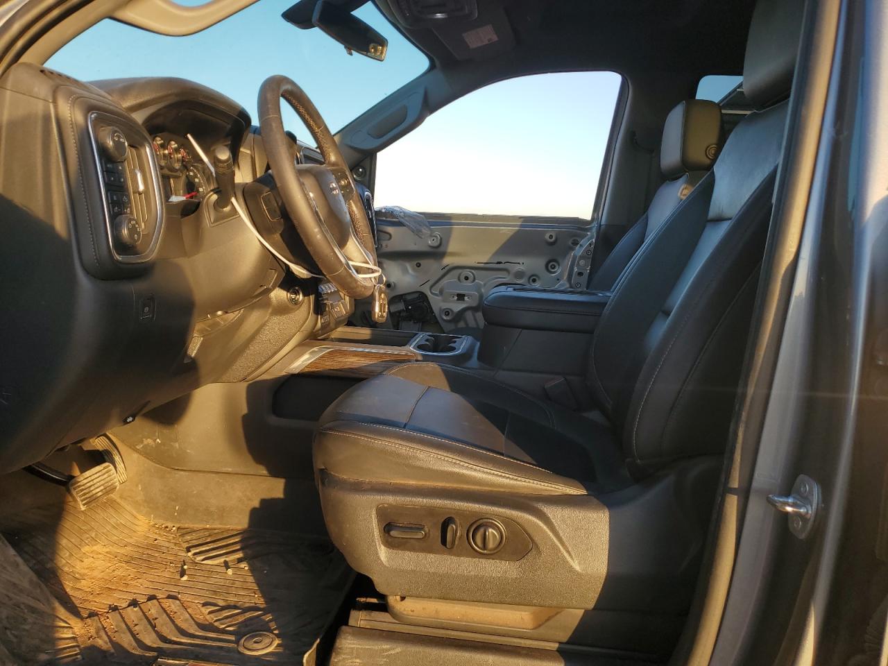 2021 Chevrolet Silverado VIN 3GCUYEEDXMG299422 Copart auction photo, front end damage thumbnail 7