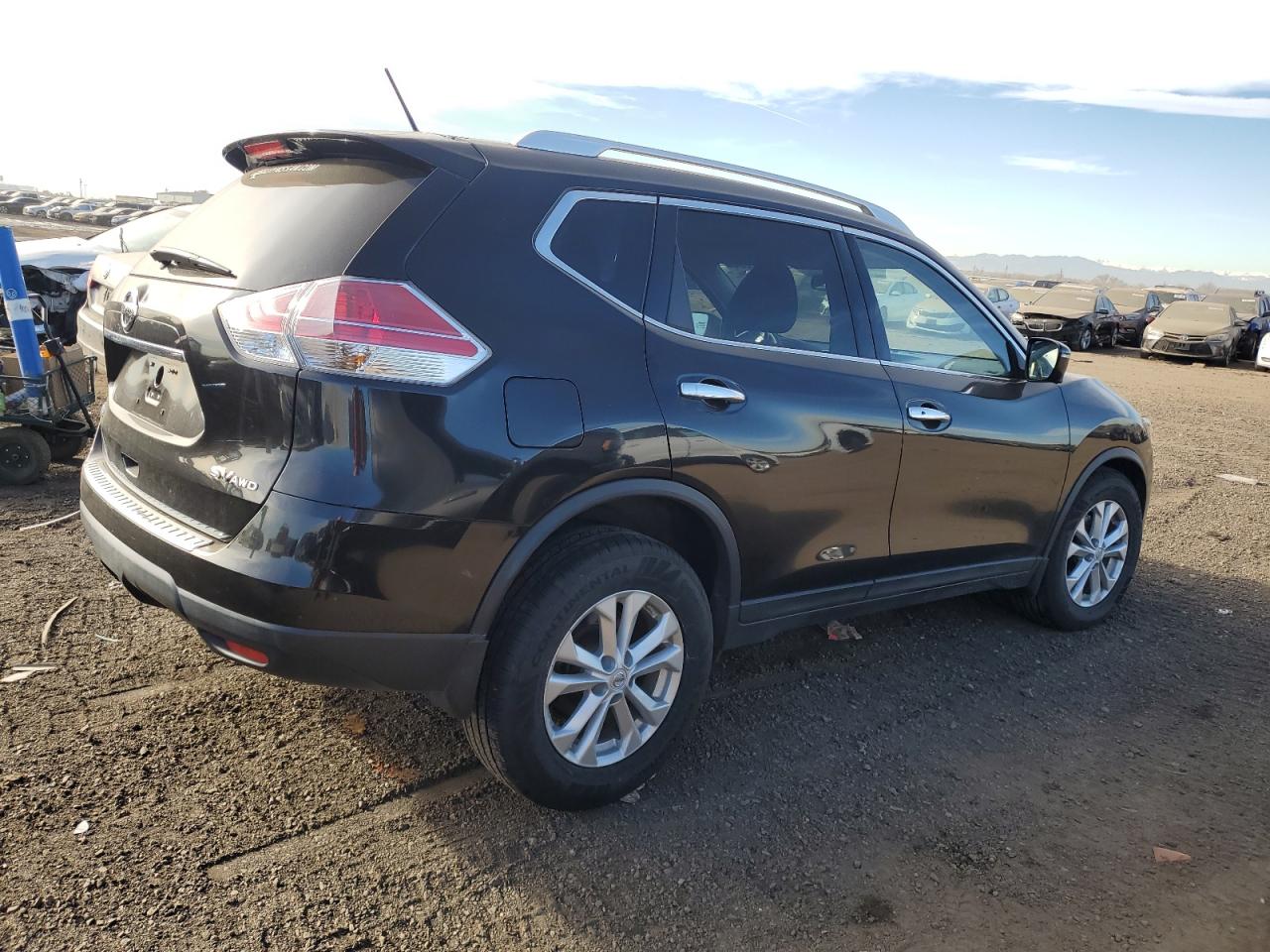 2016 Nissan Rogue VIN KNMAT2MVXGP599729 Copart auction photo, front end / side damage thumbnail 3