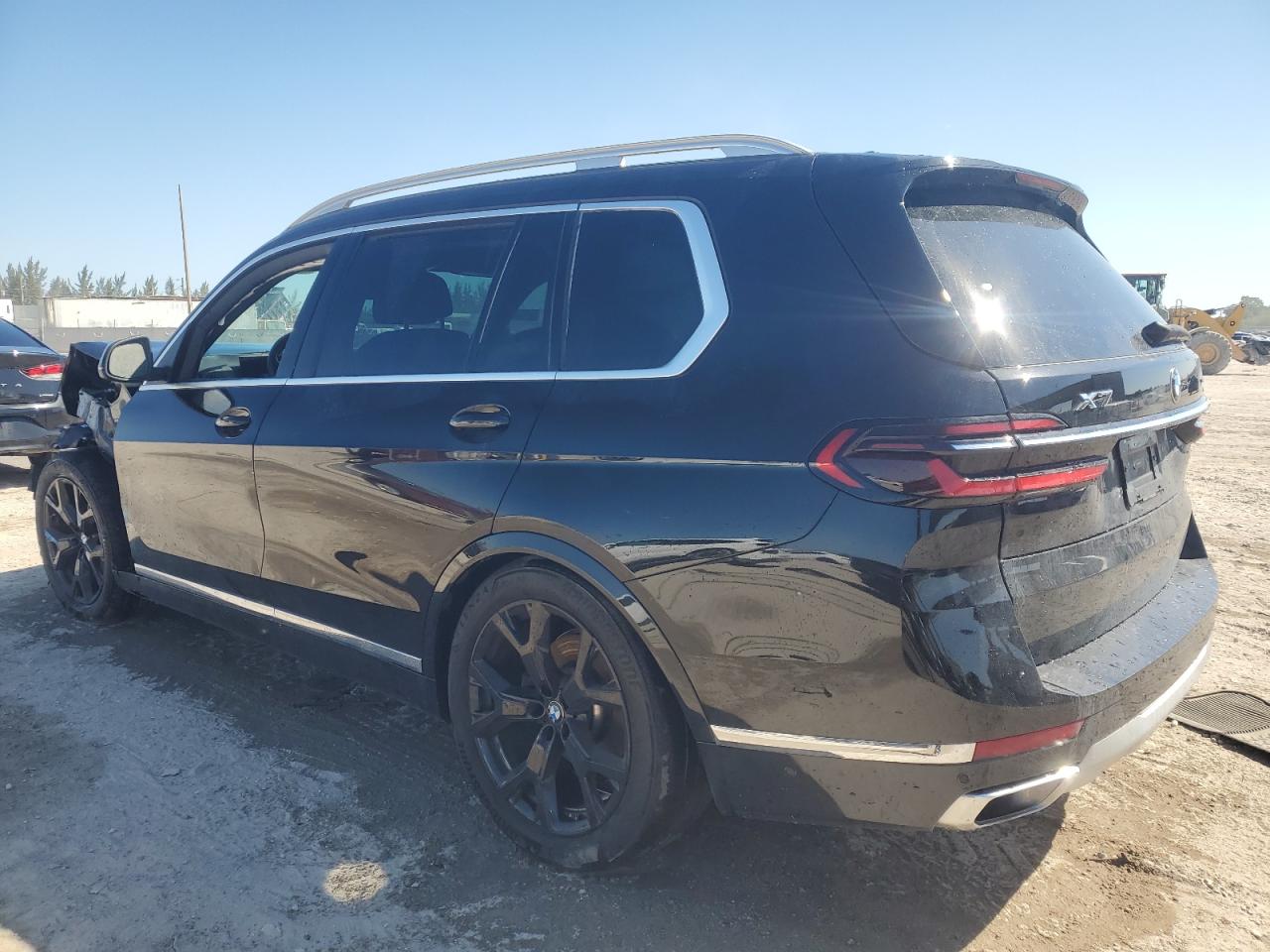 2024 BMW X7 VIN 5UX23EM09R9T85217 Copart auction photo, front end / side damage thumbnail 2