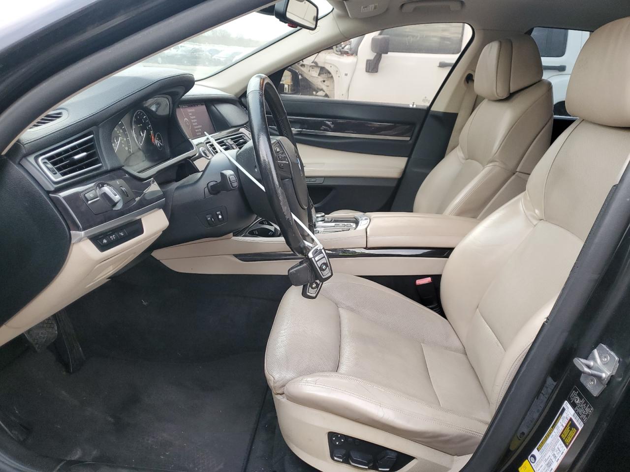 2011 BMW 7er VIN WBAKB8C53BCY65438 Copart auction photo, mechanical / minor dent/scratches damage thumbnail 7