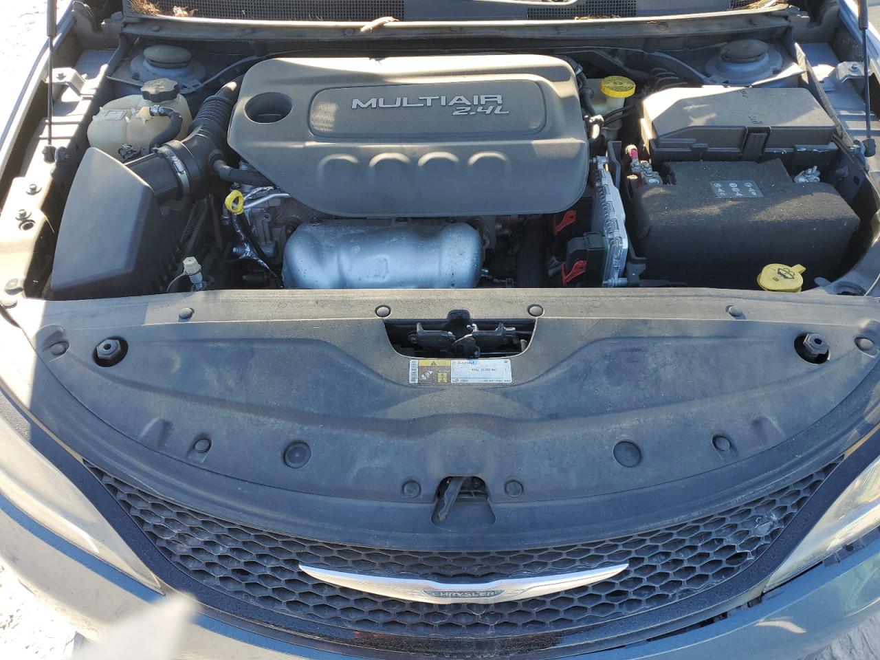 2015 Chrysler 200 VIN 1C3CCCBB2FN658780 Copart auction photo, side damage thumbnail 13