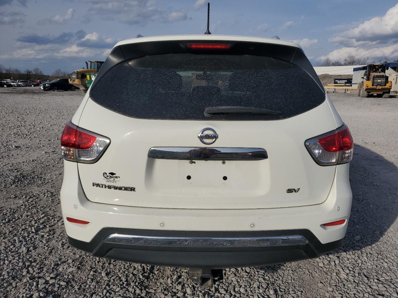 2016 Nissan Pathfinder VIN 5N1AR2MN6GC645865 Copart auction photo, front end damage thumbnail 6