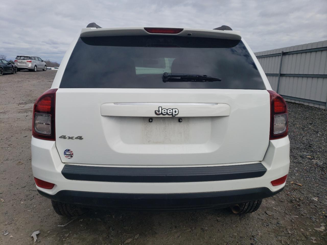 2015 Jeep Compass VIN 1C4NJDBBXFD423646 Copart auction photo, front end / rear end damage thumbnail 6
