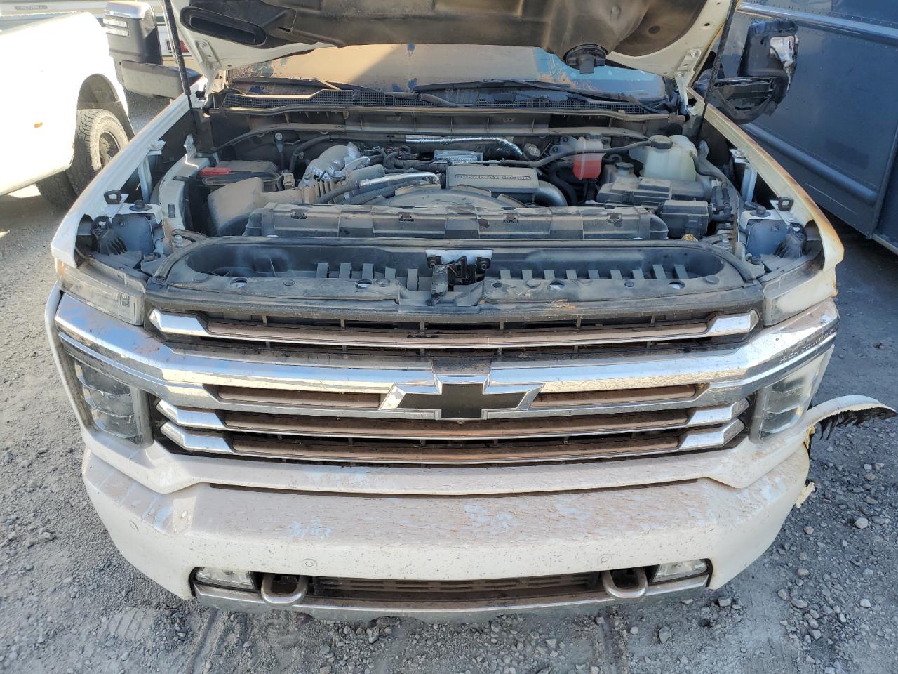 2021 Chevrolet Silverado VIN 1GC4YVEY4MF165252 Copart auction photo, burn / minor dent/scratches damage thumbnail 11