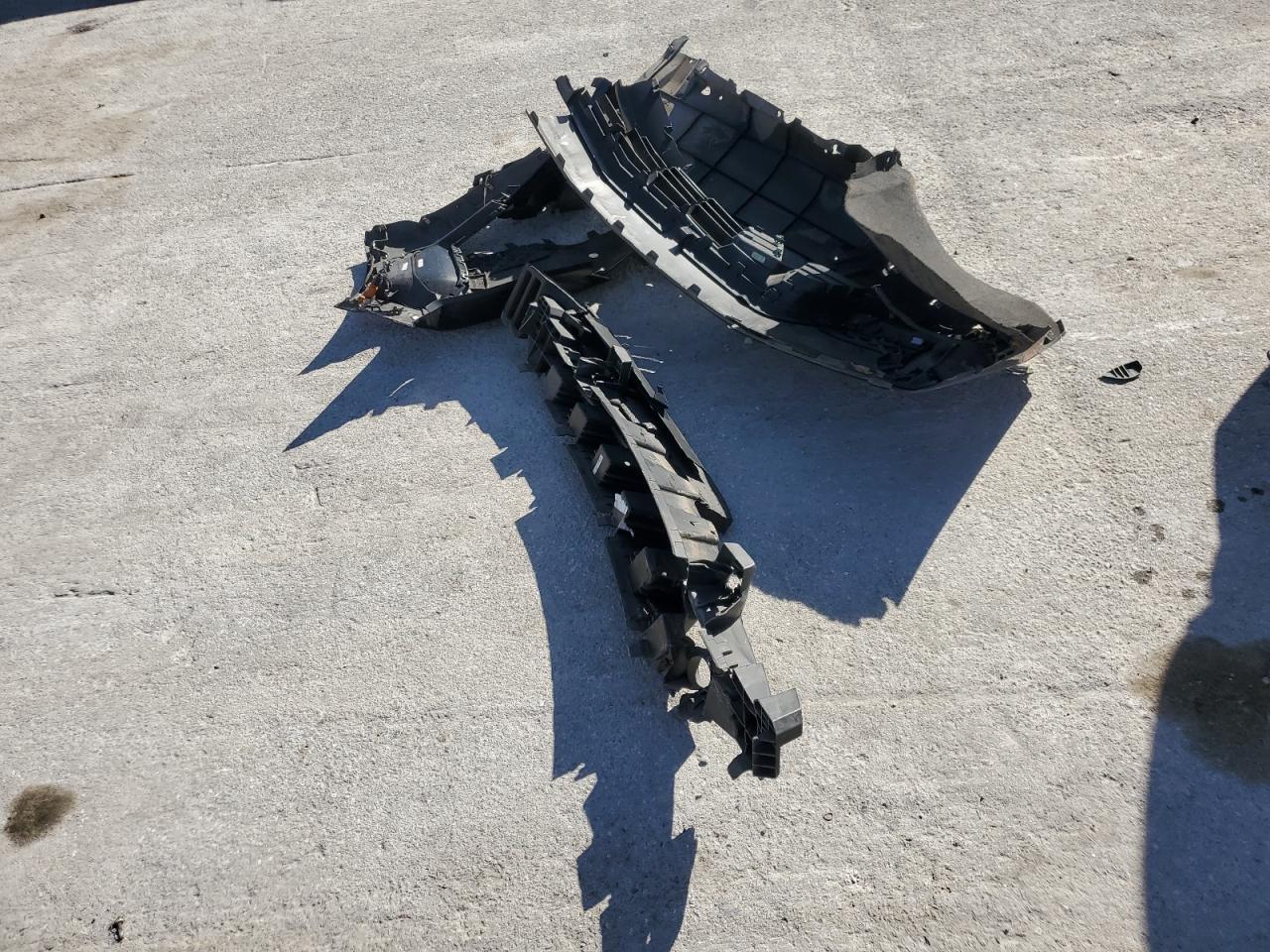 2020 Chevrolet Camaro VIN 1G1FB3DS9L0108857 Copart auction photo, front end / rear end damage thumbnail 14