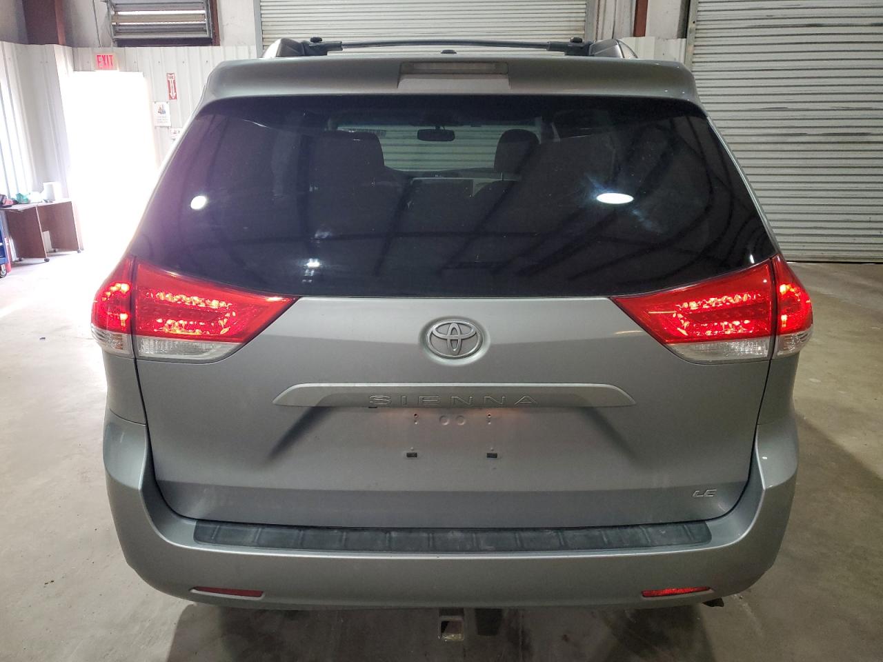 2012 Toyota Sienna VIN 5TDKK3DC2CS238880 Copart auction photo, front end damage thumbnail 6
