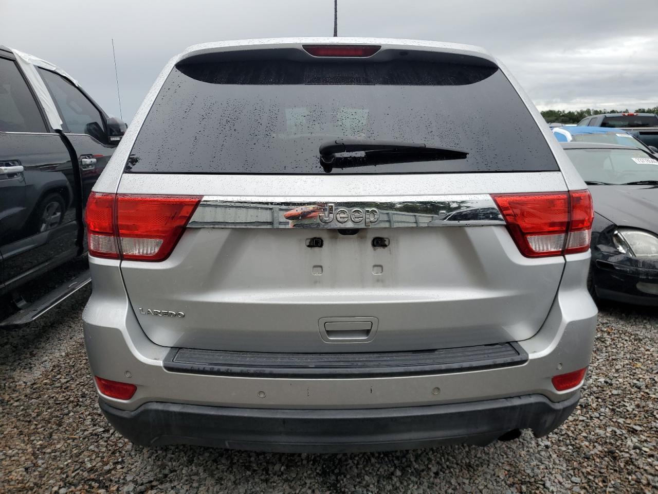 2011 Jeep Grand Cherokee VIN 1J4RS4GG7BC709841 Copart auction photo, water/flood damage thumbnail 6