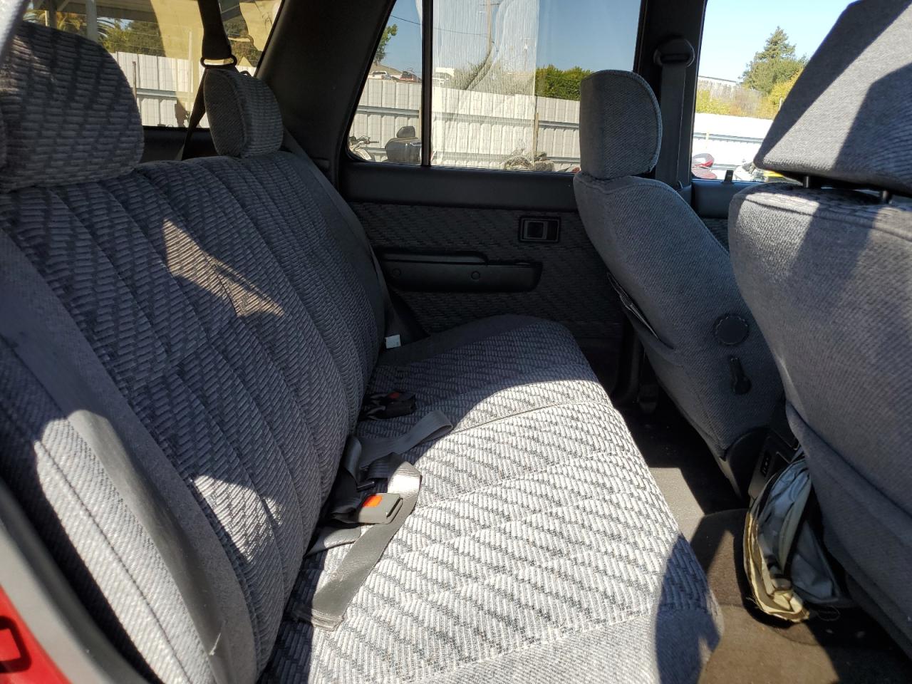 1994 Toyota 4Runner VIN JT3VN39W5R0163793 Copart auction photo, front end damage thumbnail 11