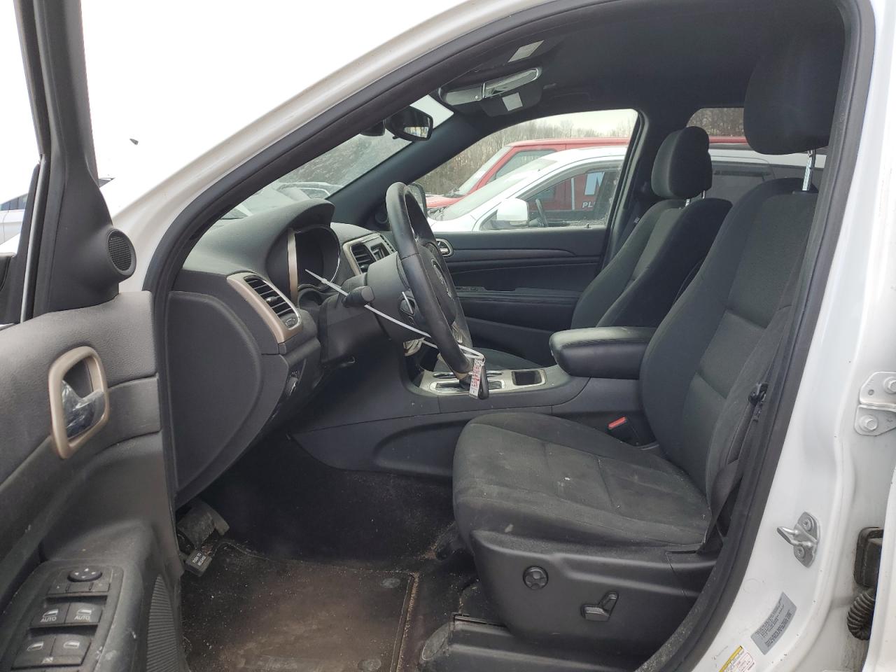 2017 Jeep Grand Cherokee VIN 1C4RJFAG6HC695436 Copart auction photo, front end damage thumbnail 7