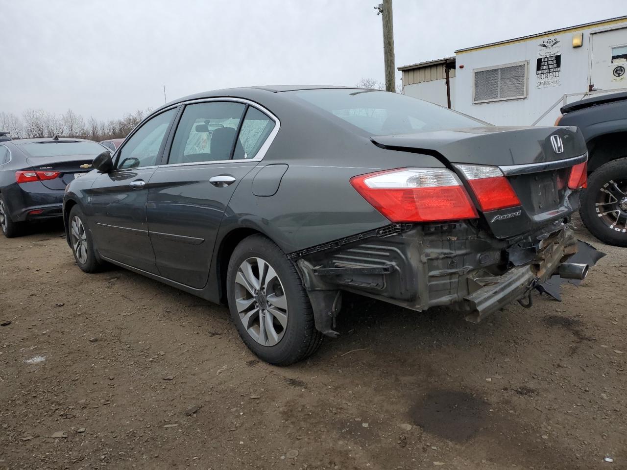 2015 Honda Accord VIN 1HGCR2F39FA002561 Copart auction photo, rear end damage thumbnail 2
