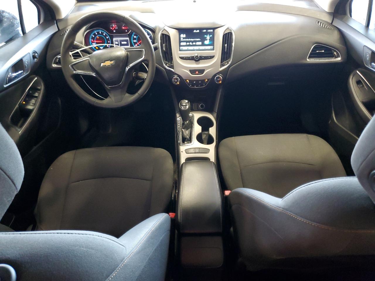 2018 Chevrolet Cruze VIN 1G1BC5SM5J7163886 Copart auction photo, side / front end damage thumbnail 8