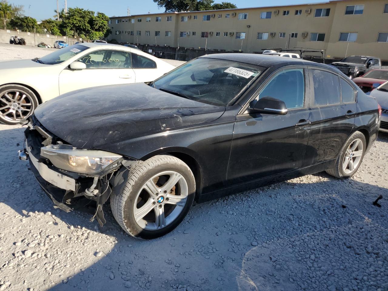2014 BMW 3er VIN WBA3B5G53ENS10976