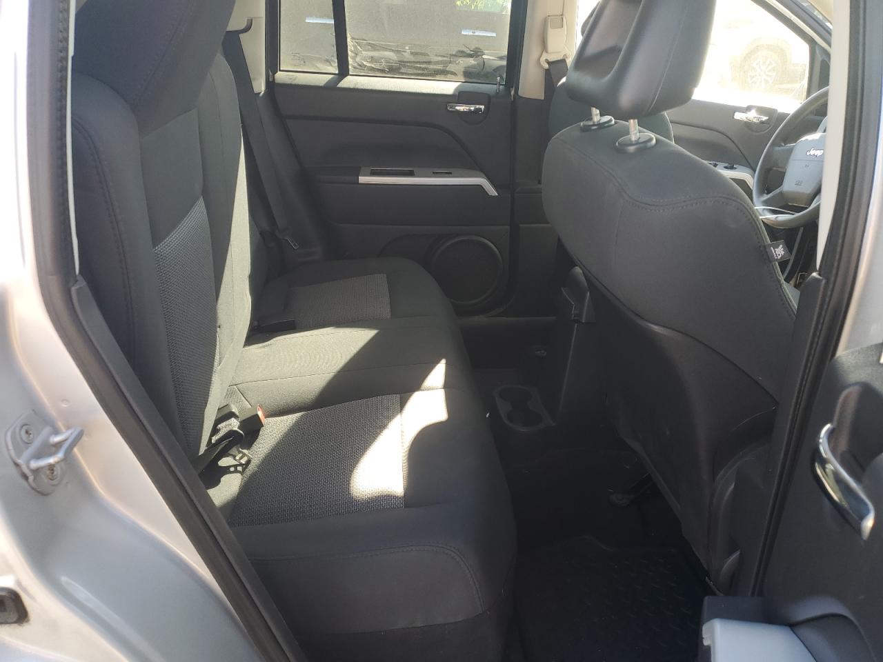 2008 Jeep Compass VIN 1J8FT47W58D727991 Copart auction photo, front end damage thumbnail 10