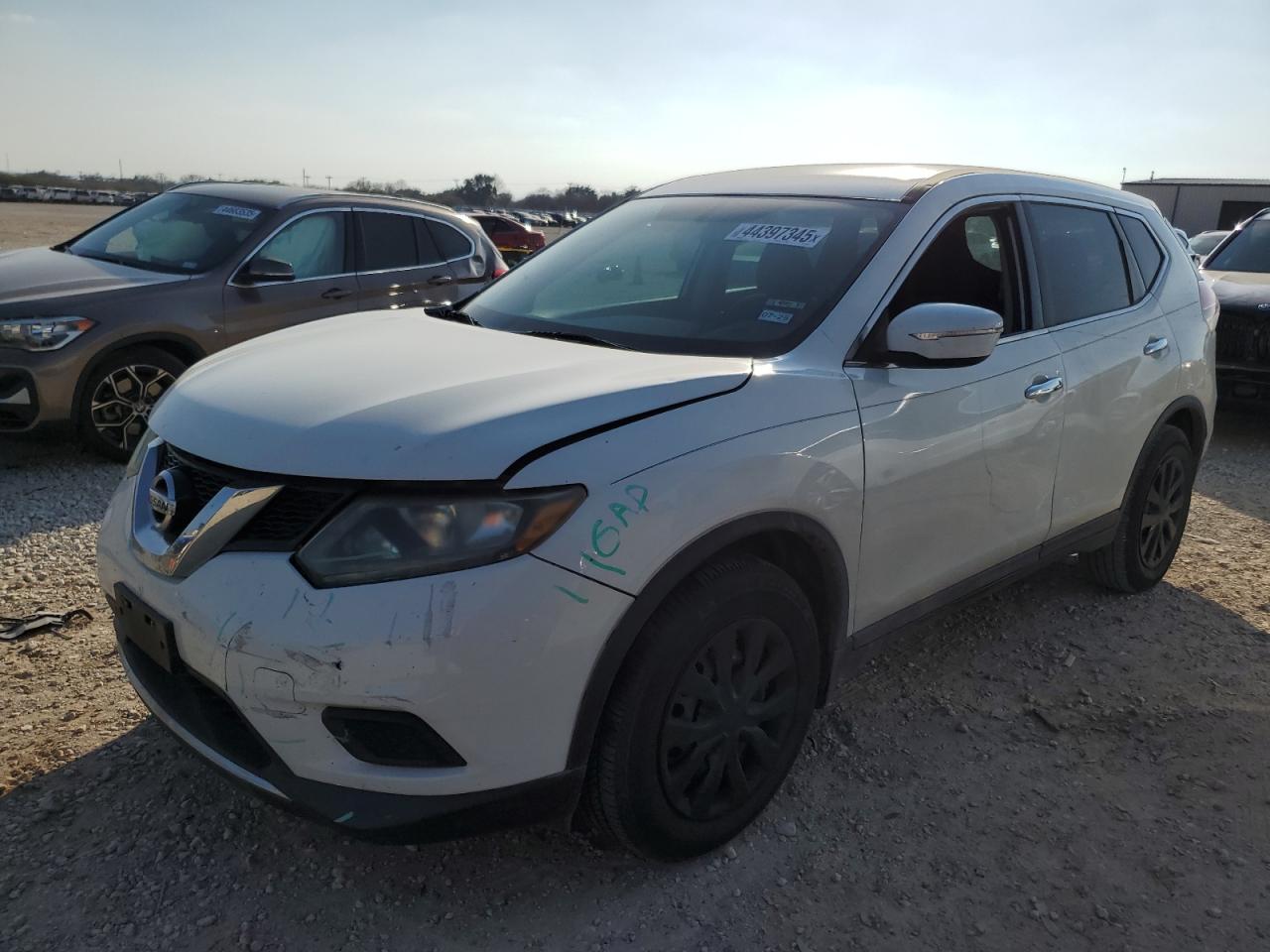 2015 Nissan Rogue VIN 5N1AT2MT4FC851667