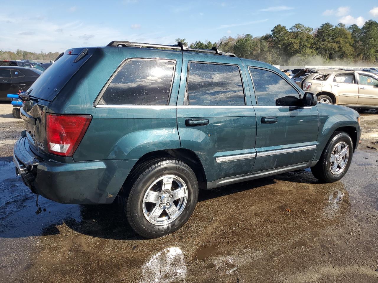 2005 Jeep Grand Cherokee VIN 1J8HR582X5C617187 Copart auction photo, rear end damage thumbnail 3