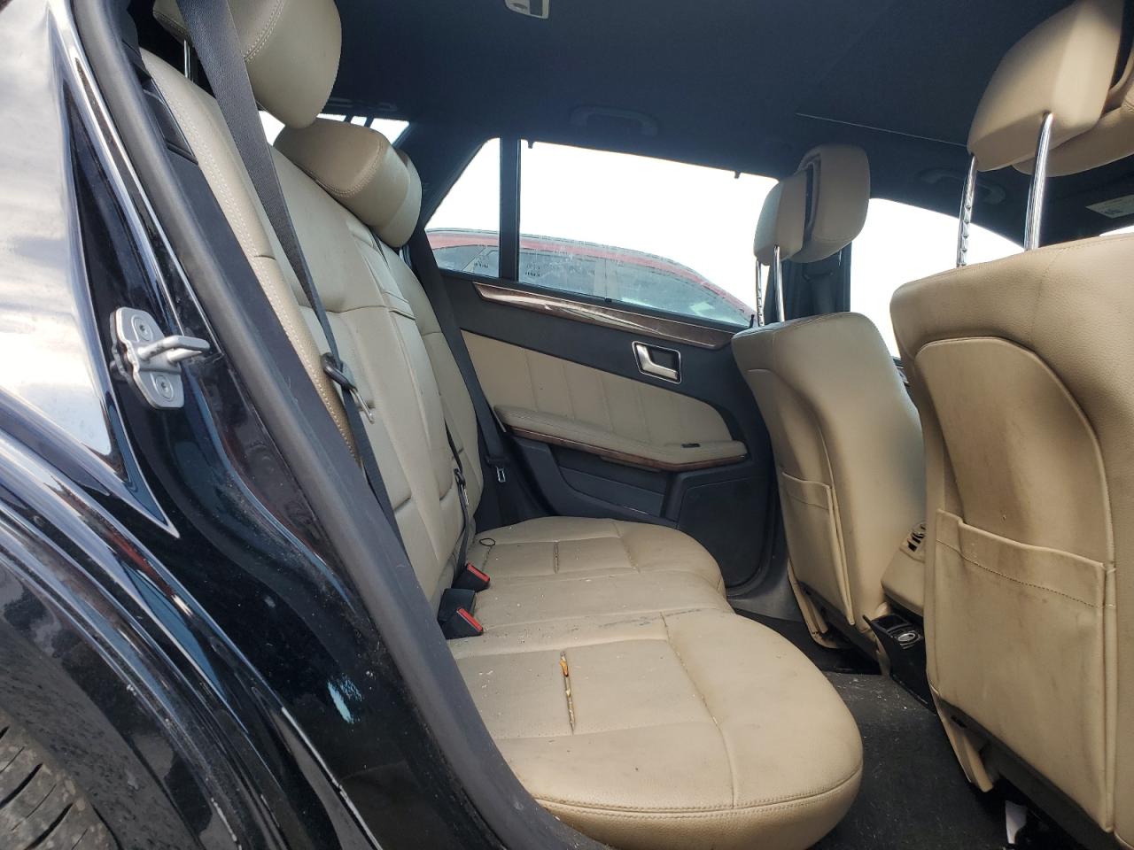 2013 Mercedes-Benz E-klasse VIN WDDHH8JB0DA667313 Copart auction photo, rear end / minor dent/scratches damage thumbnail 10