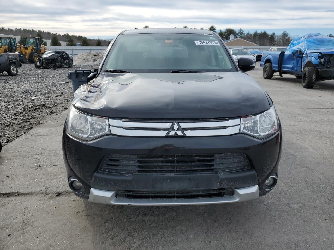 2015 Mitsubishi Outlander VIN JA4AZ3A35FZ011935 Copart auction photo, front end / side damage thumbnail 5