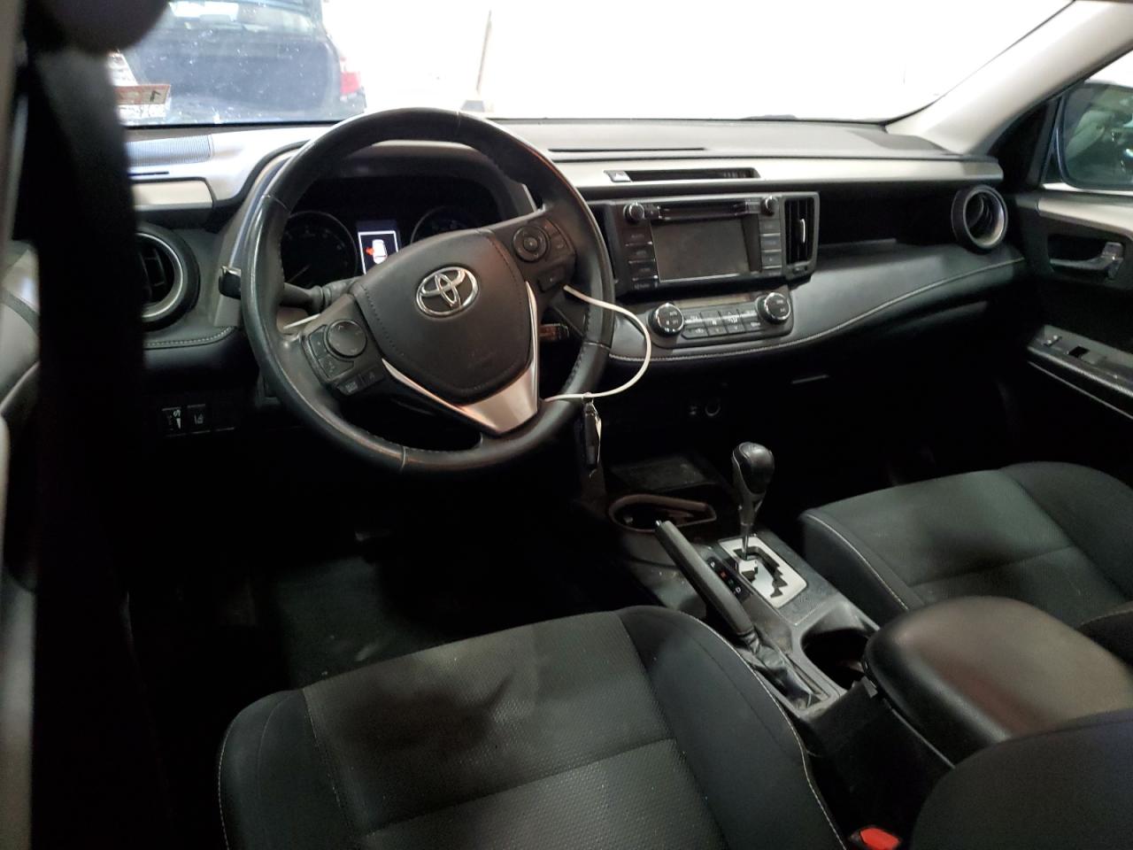 2018 Toyota RAV 4 VIN 2T3RFREV4JW808878 Copart auction photo, front end / undercarriage damage thumbnail 8