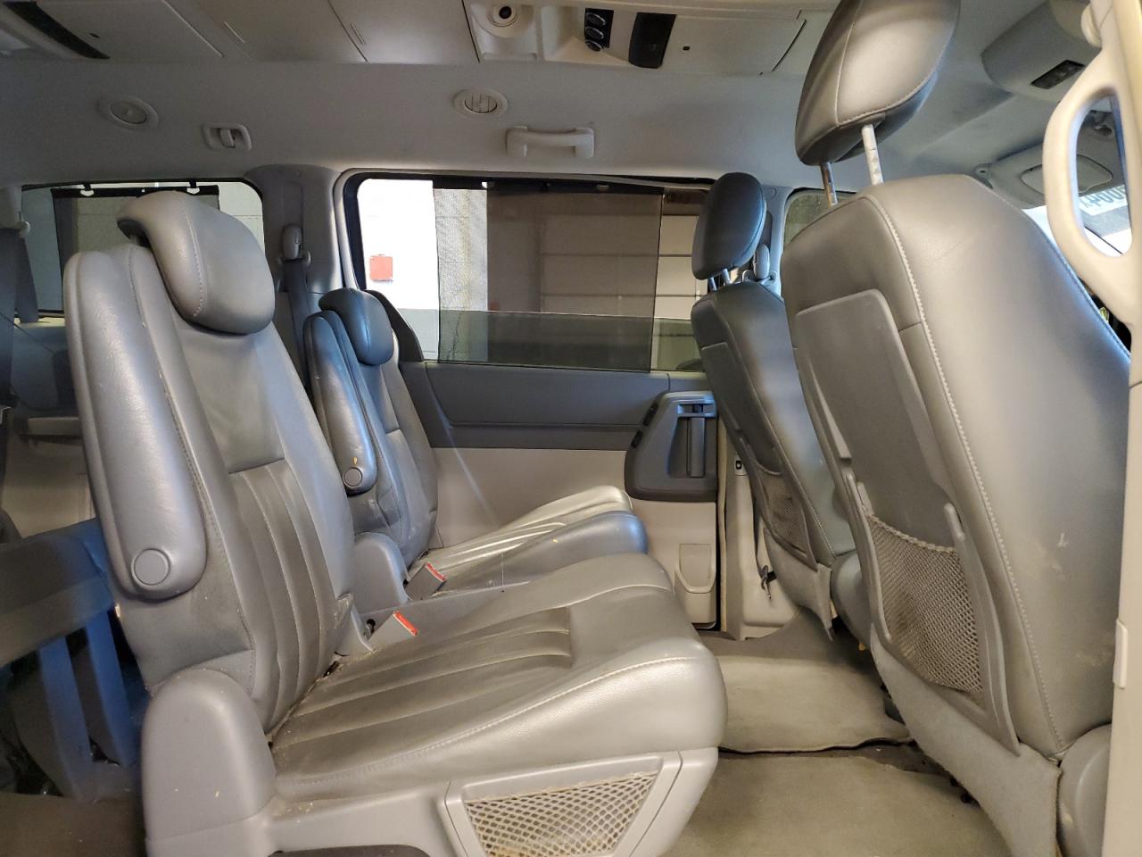 2010 Chrysler Town & Country VIN 2A4RR5D19AR143043 Copart auction photo, front end / minor dent/scratches damage thumbnail 11
