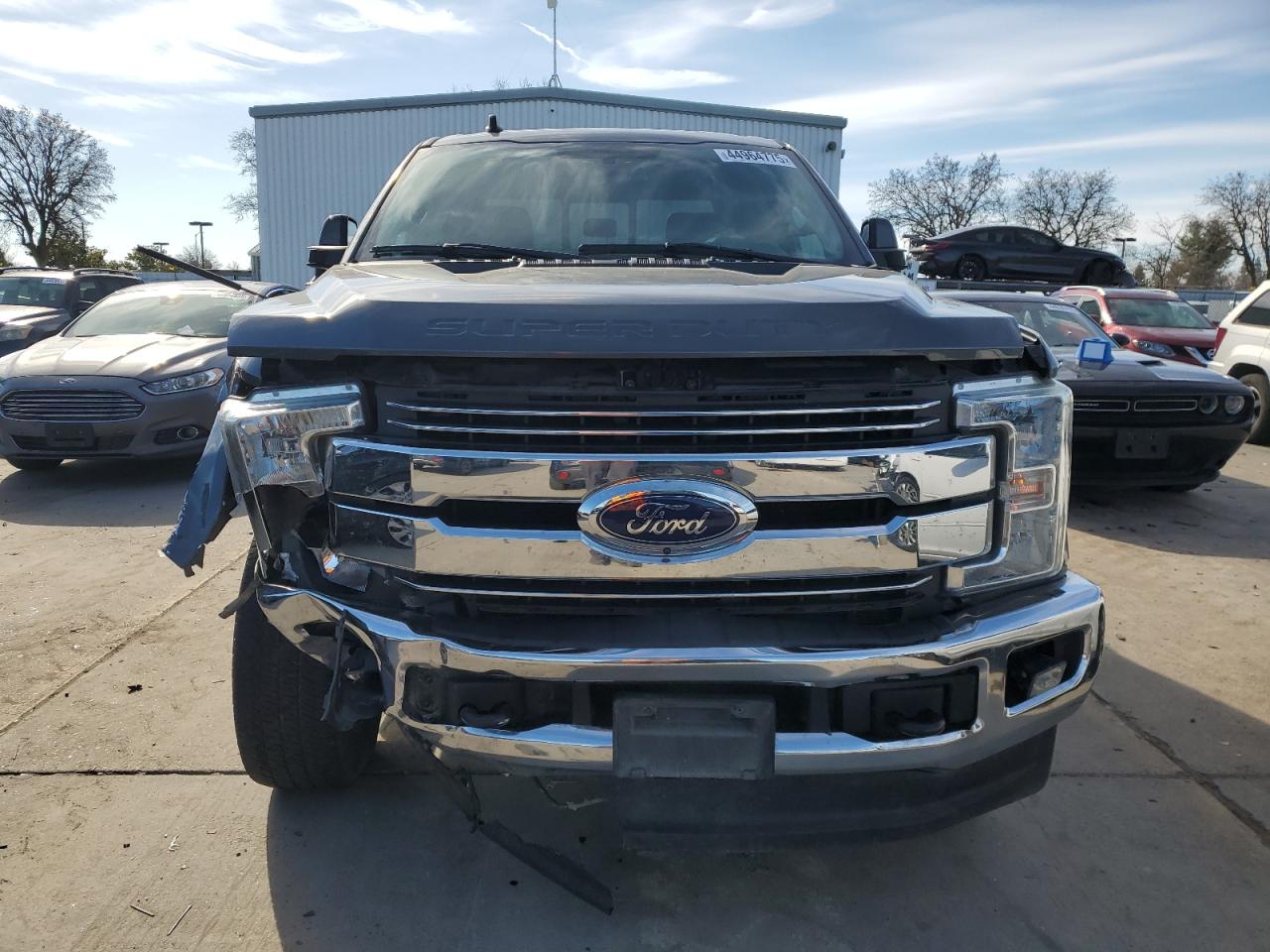 2019 Ford F350 VIN 1FT8W3BT4KEF96732 Copart auction photo, front end / side damage thumbnail 5