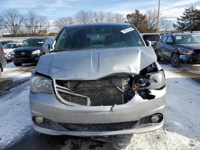2019 Dodge Caravan VIN 2C4RDGEG5KR529558 Copart auction photo, front end damage thumbnail 5