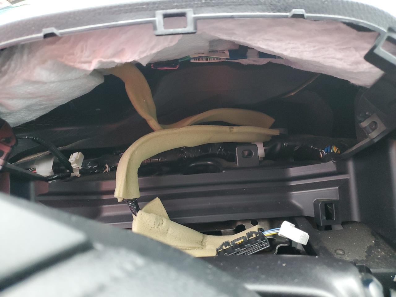 2015 Toyota RAV 4 VIN 2T3ZFREV5FW186430 Copart auction photo, vandalism / minor dent/scratches damage thumbnail 9