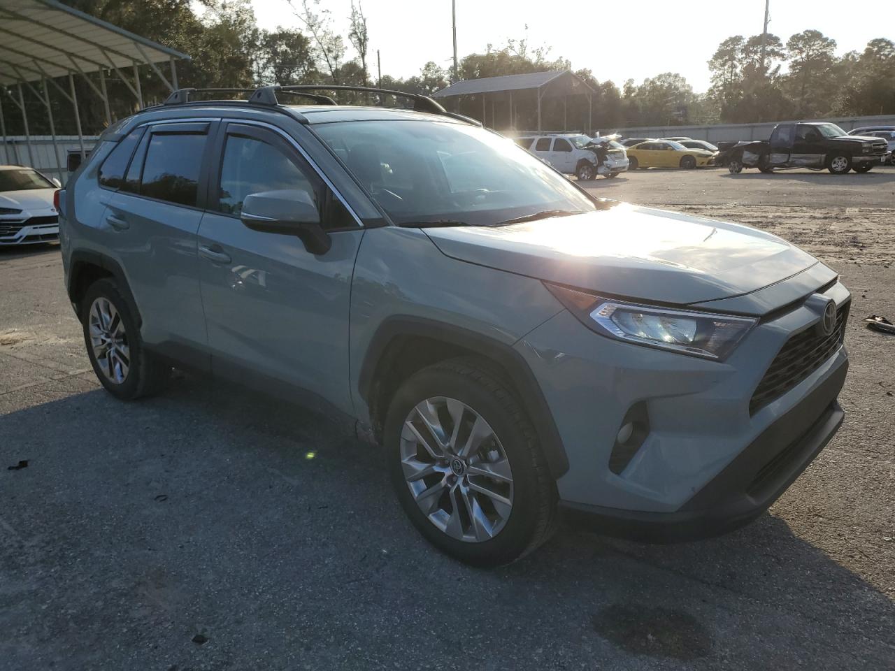 2021 Toyota RAV 4 VIN 2T3C1RFV5MW162208 Copart auction photo, side damage thumbnail 4