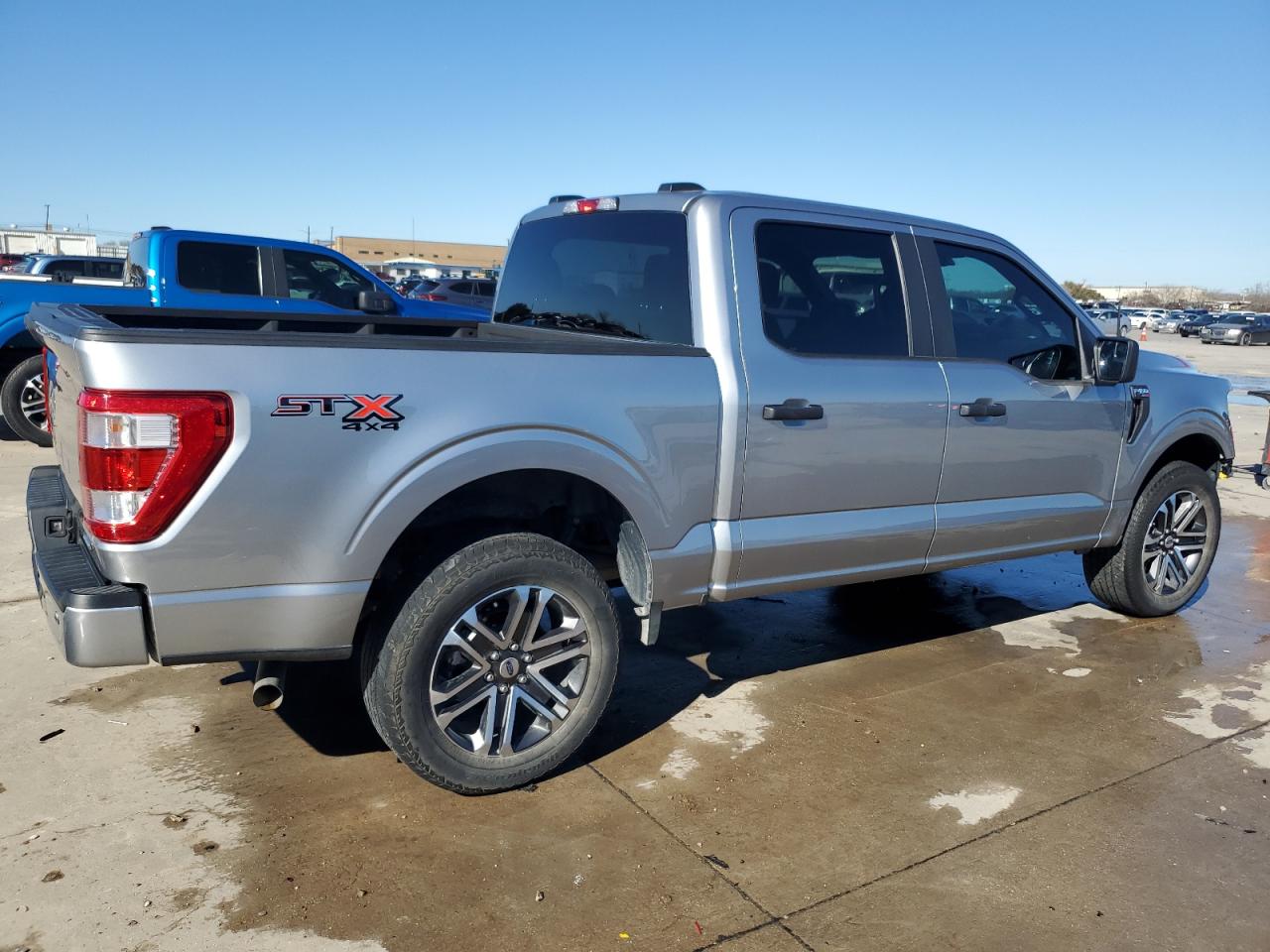 2022 Ford F-150 VIN 1FTEW1EP9NKE35160 Copart auction photo, front end / rear end damage thumbnail 3