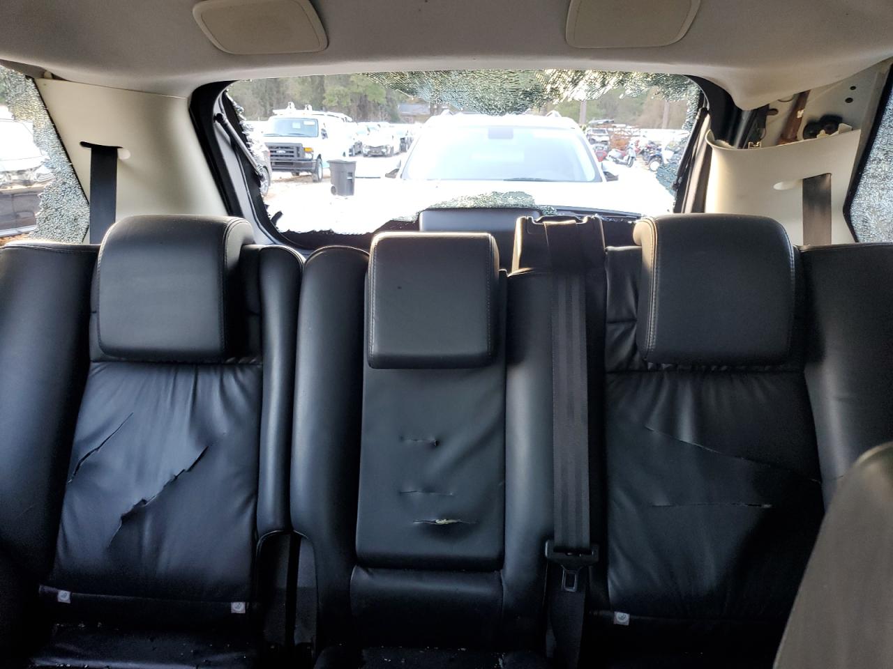 2009 Land Rover Range Rover VIN SALSH23469A192486 Copart auction photo, vandalism damage thumbnail 10
